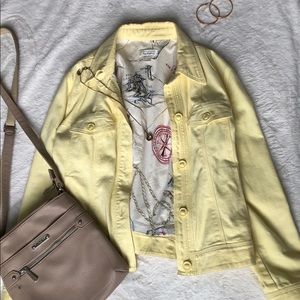 Vintage pale yellow denim jacket 🌻